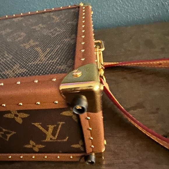Limited Edition: Louis Vuitton Monogram Speaker Trunk PM - Picture 9 of 15